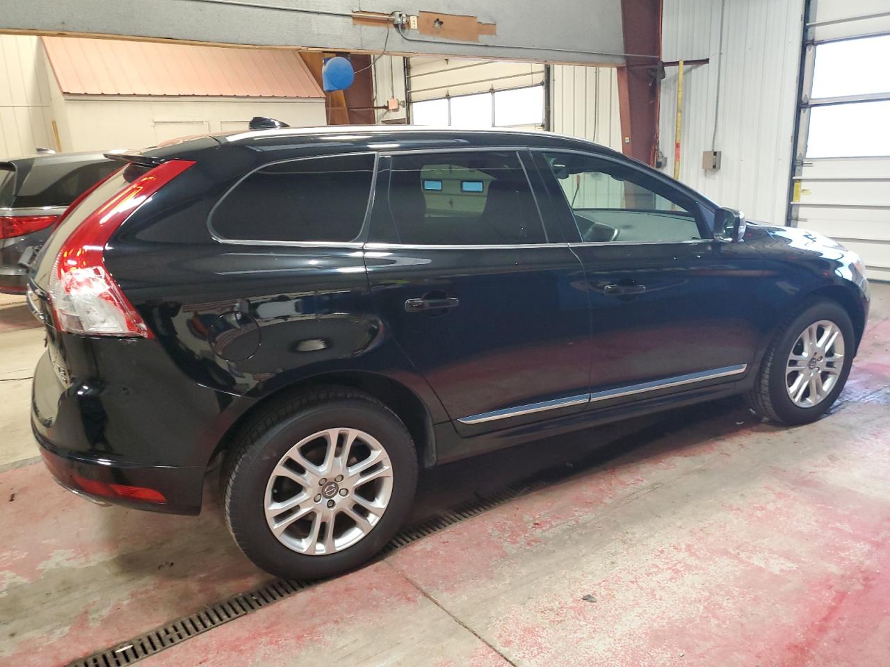Изображение 3 2015 VOLVO XC60 T5 PREMIER 2015 с VIN YV4612RKXF2741077