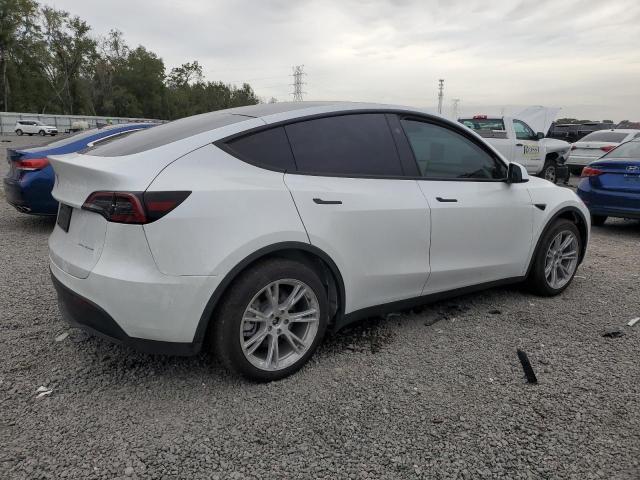 Изображение 3 2023 TESLA MODEL Y  2023 с VIN 7SAYGAEE2PF798881