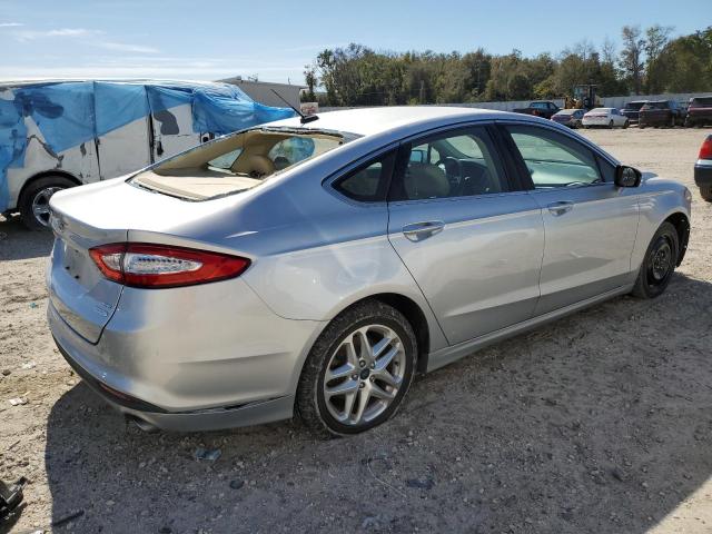 Image 3 of 2013 FORD FUSION SE 2013 with VIN 3FA6P0HR2DR230093