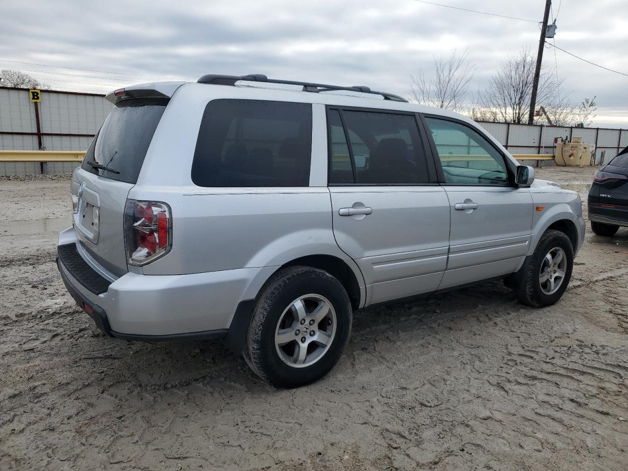 Image 3 of 2007 HONDA PILOT EXL 2007 with VIN 5FNYF28567B036414