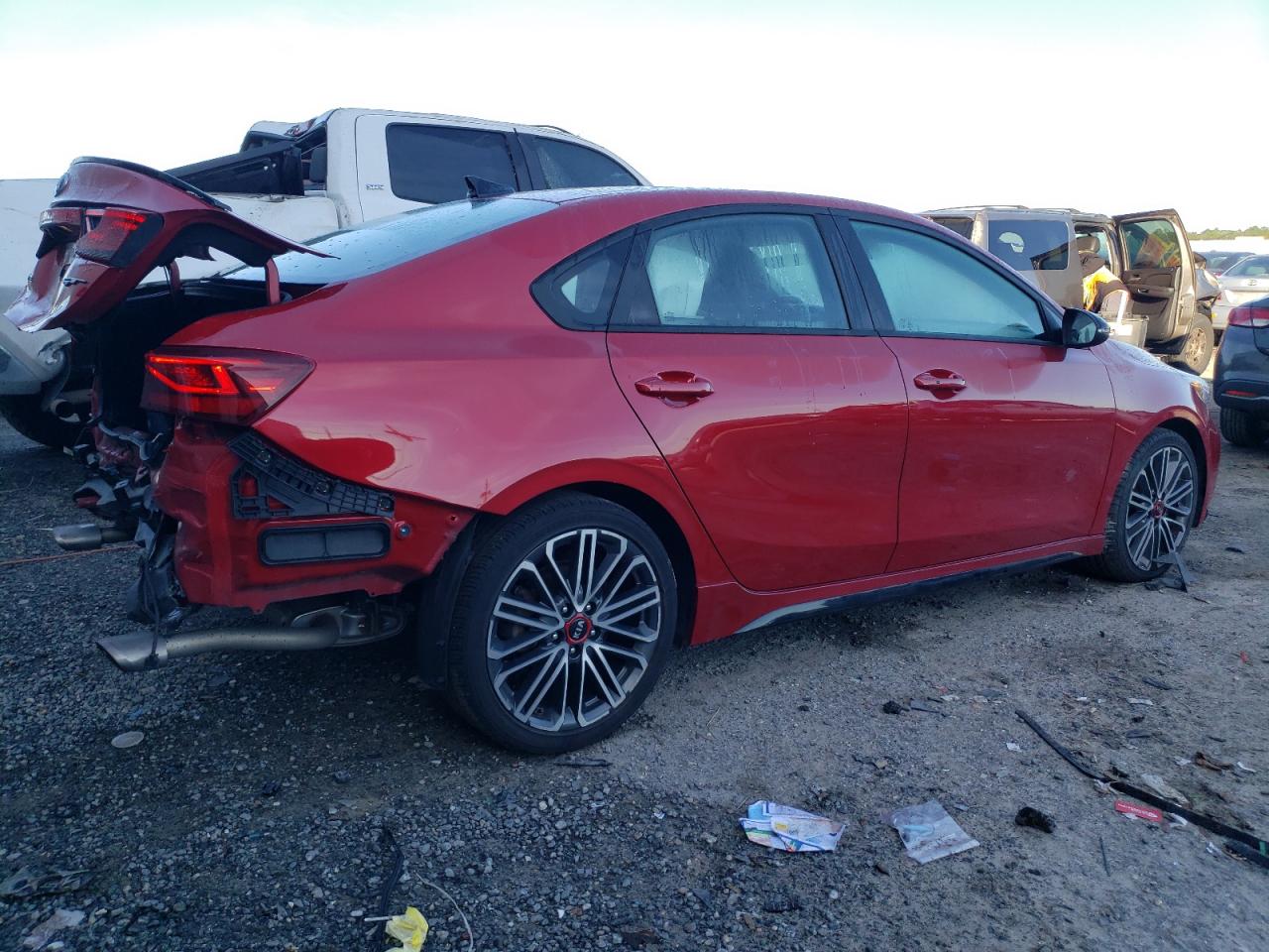 Image 3 of 2020 KIA FORTE GT 2020 with VIN 3KPF44AC7LE216888