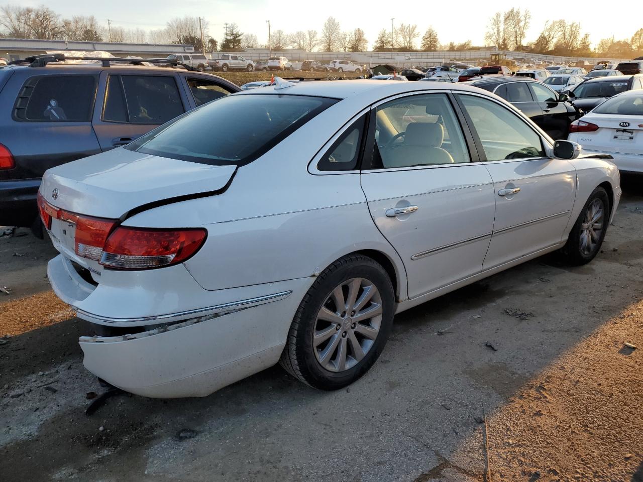 Изображение 3 2009 HYUNDAI AZERA SE 2009 с VIN KMHFC46FX9A343227