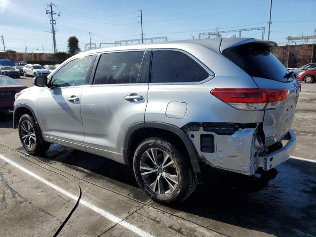 Obraz 2 z 2018 TOYOTA HIGHLANDER LE 2018 z VIN 5TDBZRFH8JS825248