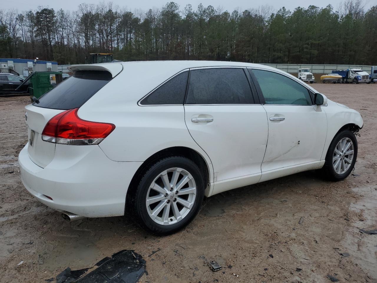 Obraz 3 z 2011 TOYOTA VENZA  2011 z VIN 4T3ZA3BB9BU045571