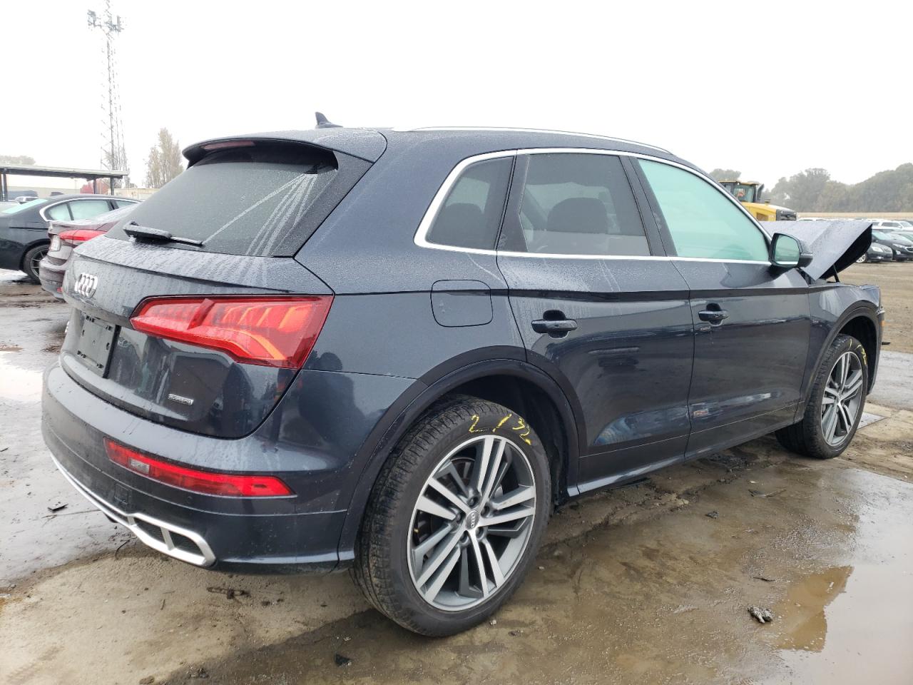 Obraz 3 z 2020 AUDI Q5 E PREMIUM PLUS 2020 z VIN WA1E2AFY1L2065994