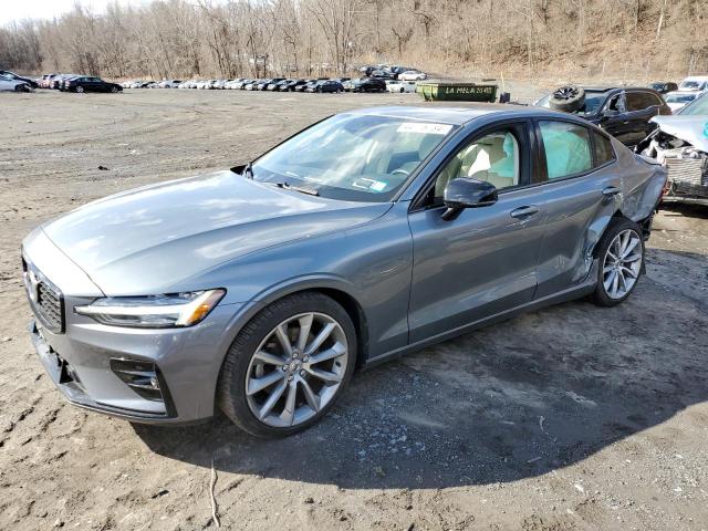 2021 VOLVO S60 T5 MOMENTUM 2021 image