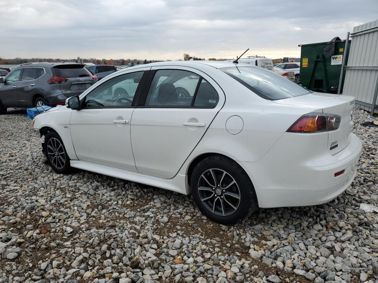 Image 2 of 2017 MITSUBISHI LANCER ES 2017 with VIN JA32U2FU2HU004864
