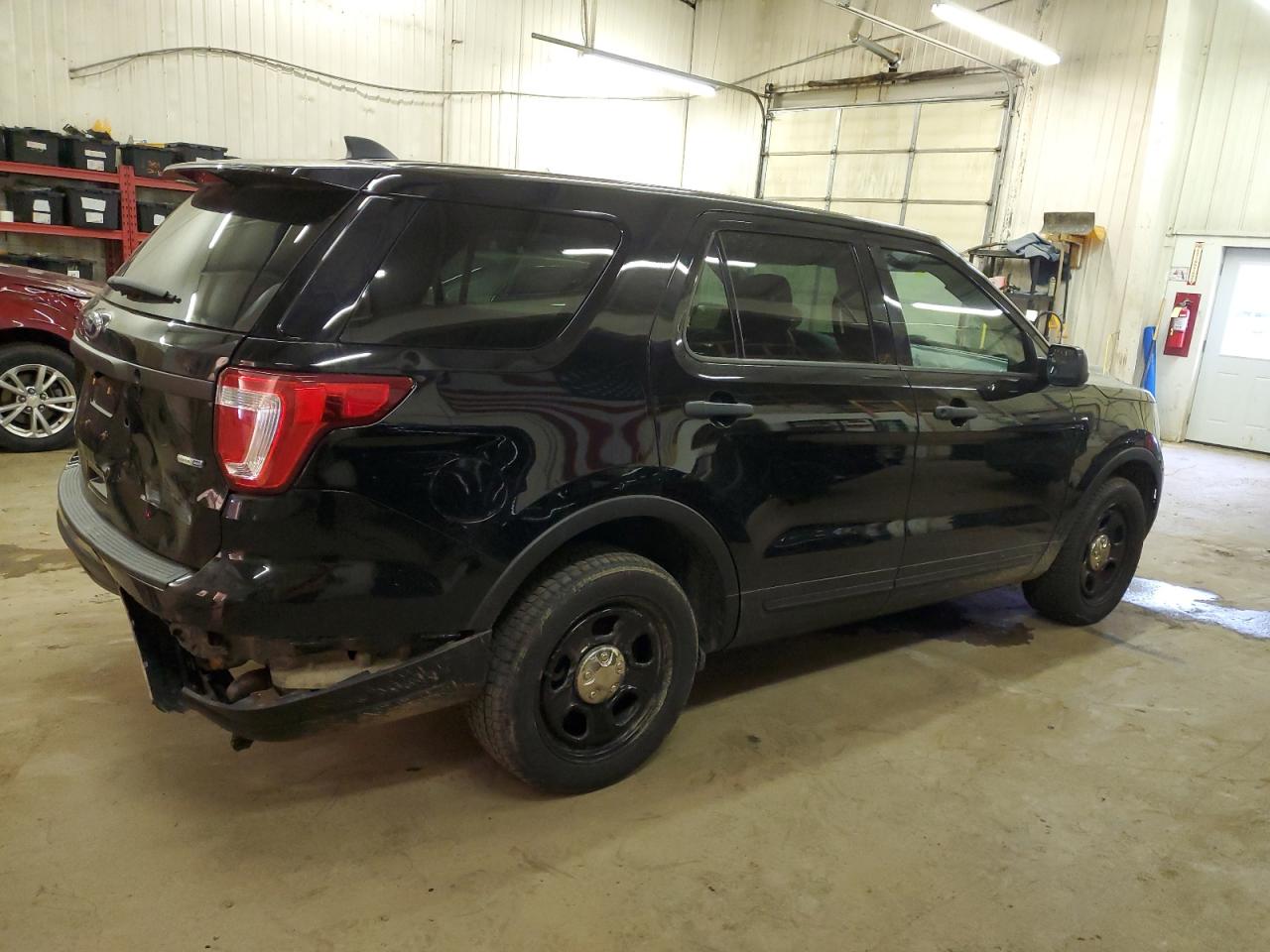 Obraz 3 z 2018 FORD EXPLORER POLICE INTERCEPTOR 2018 z VIN 1FM5K8AR1JGB12452