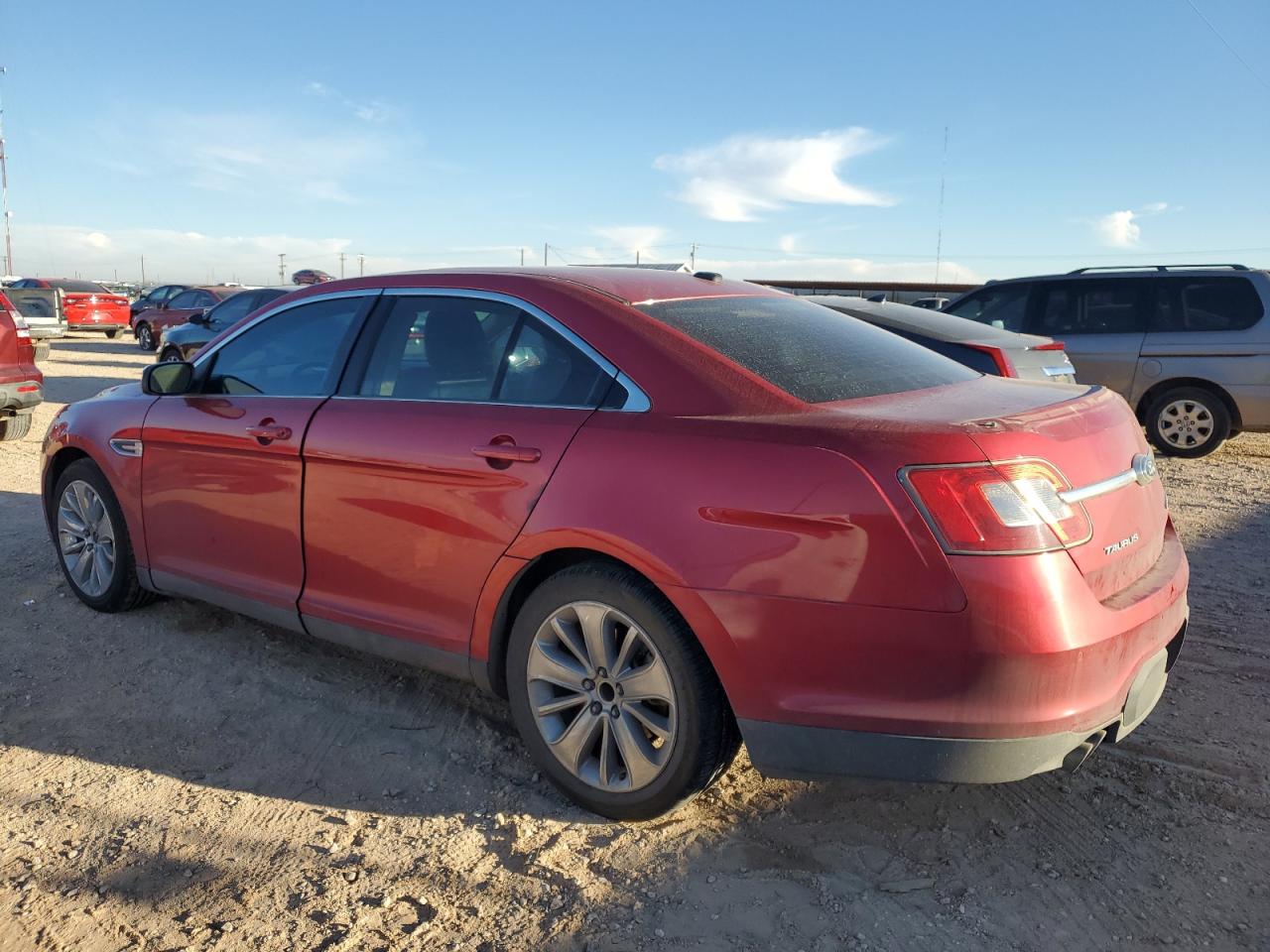 Image 2 of 2011 FORD TAURUS LIMITED 2011 with VIN 1FAHP2FW4BG137304