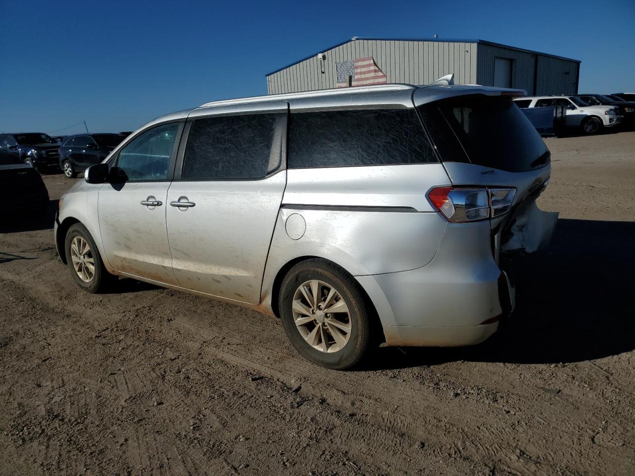 Image 2 of 2017 KIA SEDONA LX 2017 with VIN KNDMB5C19H6249032