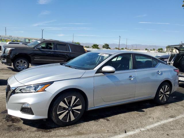 Image 1 of 2022 NISSAN ALTIMA SV 2022 with VIN 1N4BL4DV5NN367697