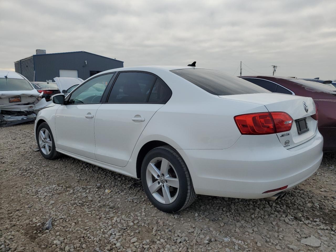 Image 2 of 2012 VOLKSWAGEN JETTA TDI 2012 with VIN 3VWLL7AJ4CM471488