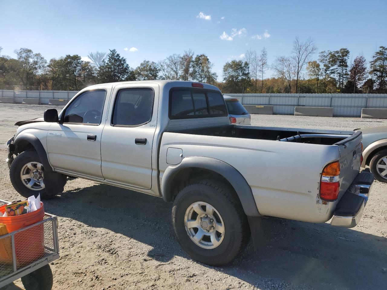Image 2 of 2002 TOYOTA TACOMA DOUBLE CAB PRERUNNER 2002 with VIN 5TEGN92N12Z889858