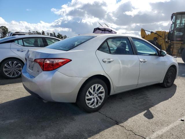 Obraz 3 z 2018 TOYOTA COROLLA L 2018 z VIN 5YFBURHE6JP837103