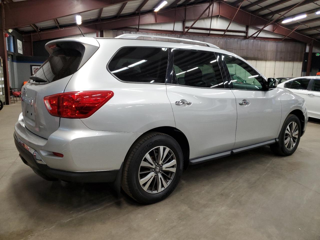 Image 3 of 2017 NISSAN PATHFINDER S 2017 with VIN 5N1DR2MM7HC663586