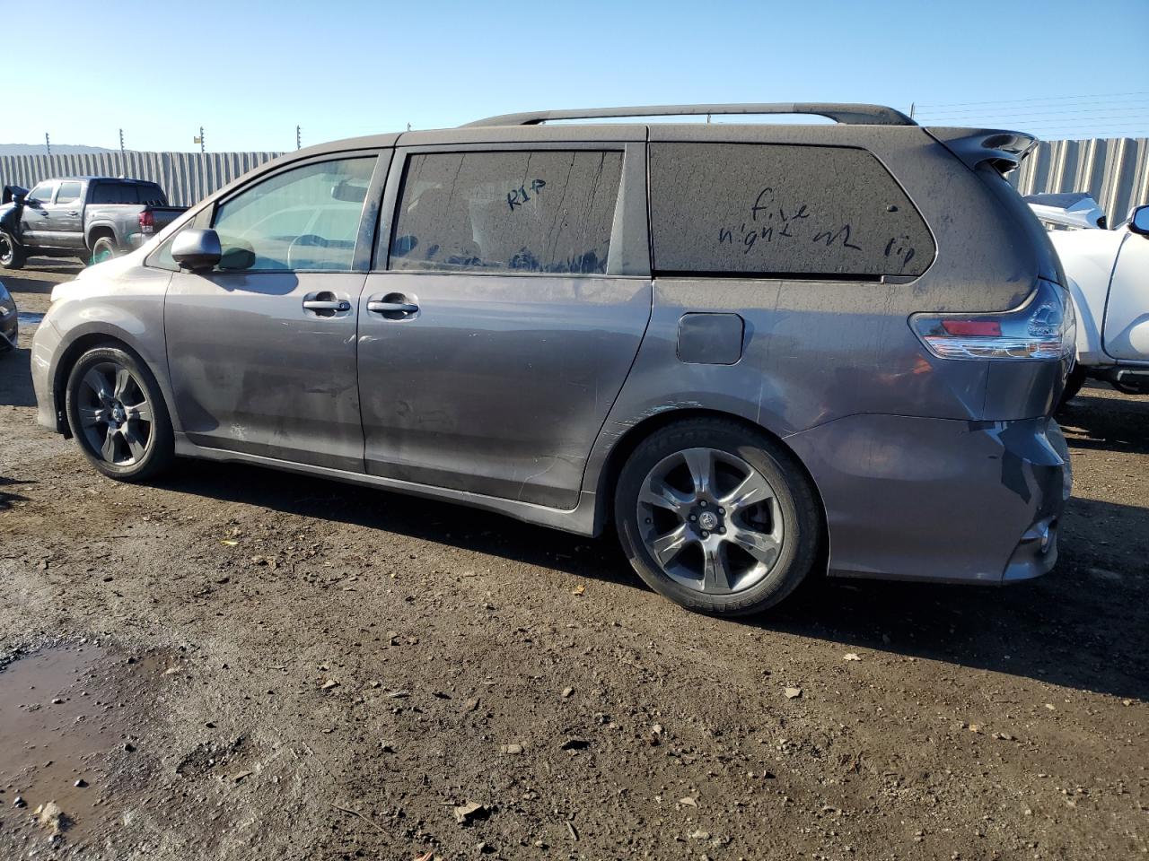Obraz 2 z 2012 TOYOTA SIENNA SPORT 2012 z VIN 5TDXK3DC4CS219544