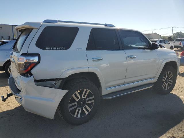 Image 3 of 2015 TOYOTA 4RUNNER SR5 2015 with VIN JTEBU5JRXF5270089