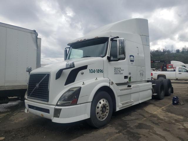 Изображение 2 2009 VOLVO VN VNL 2009 с VIN 4V4NC9TGX9N277785