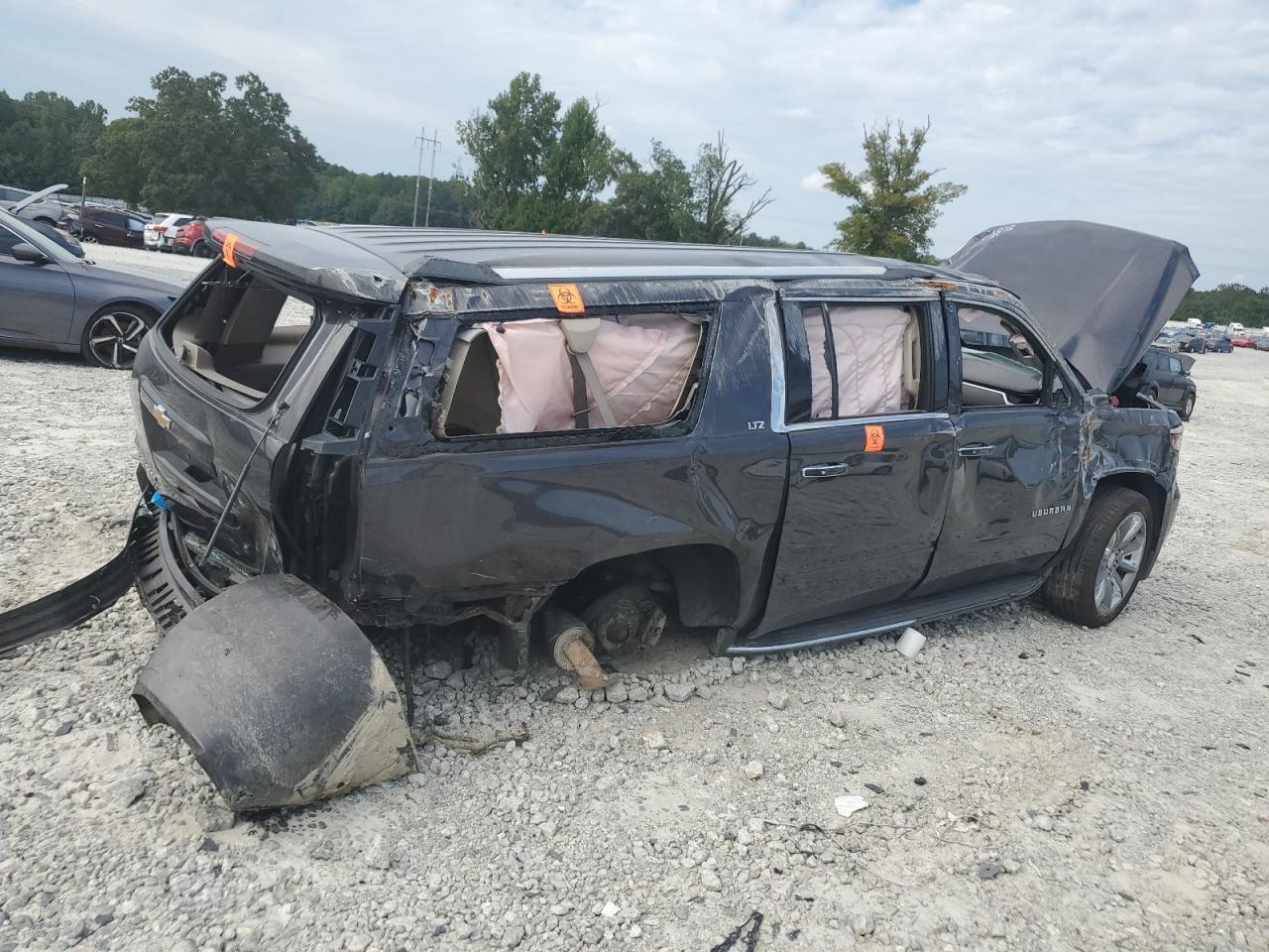 Изображение 3 Chevrolet Suburban C1500 Ltz 2016 с VIN 1GNSCJKC4GR378090