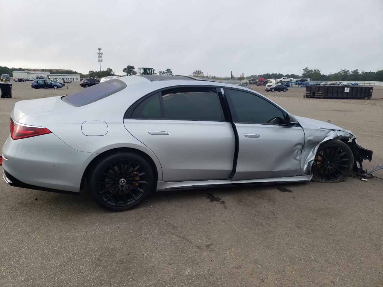 Image 3 of 2021 MERCEDES-BENZ S 500 4MATIC 2021 with VIN W1K6G6DB6MA032820