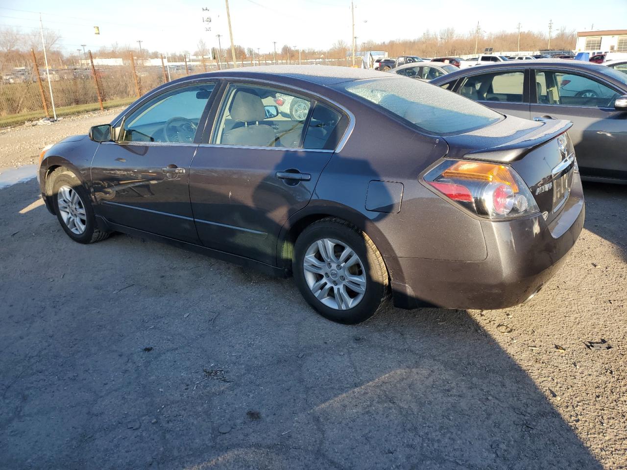 Obraz 2 z 2011 NISSAN ALTIMA BASE 2011 z VIN 1N4AL2AP6BN465638