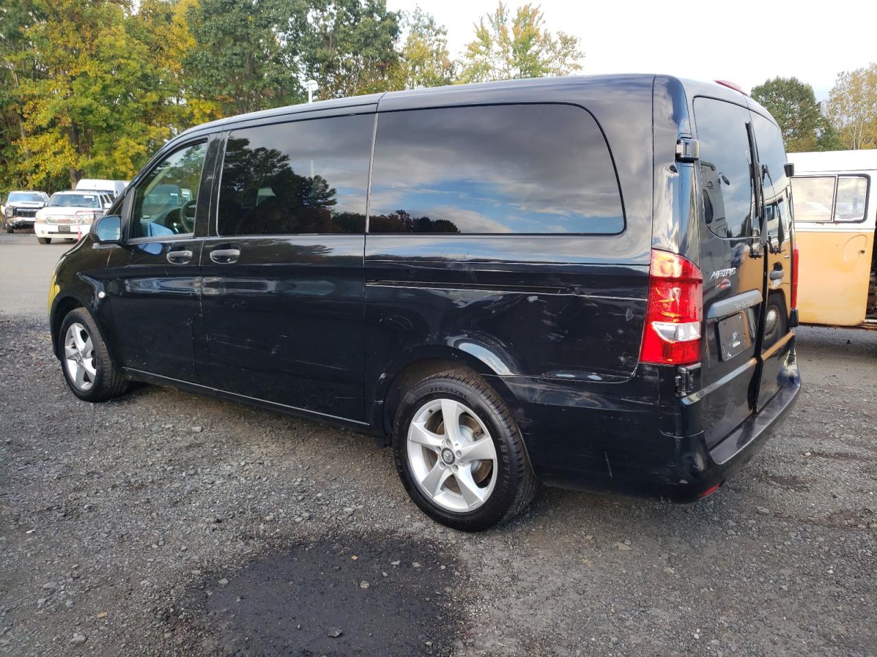 Изображение 2 2017 MERCEDES-BENZ METRIS  2017 с VIN WD4PG2EE3H3336381