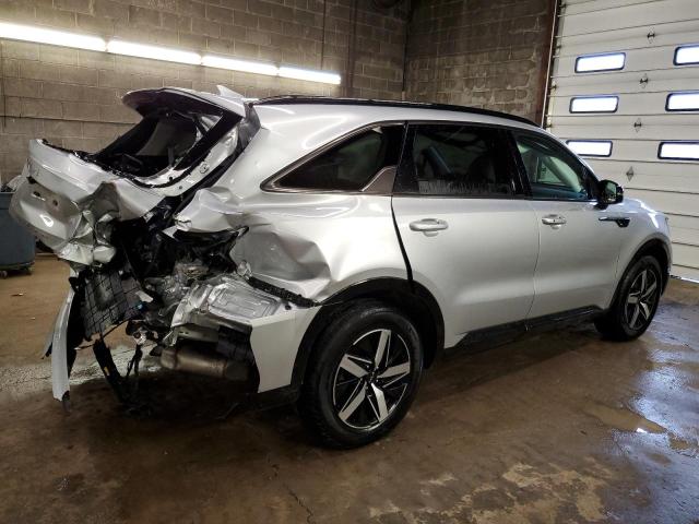 Image 3 of 2022 KIA SORENTO S 2022 with VIN 5XYRL4LC2NG084366