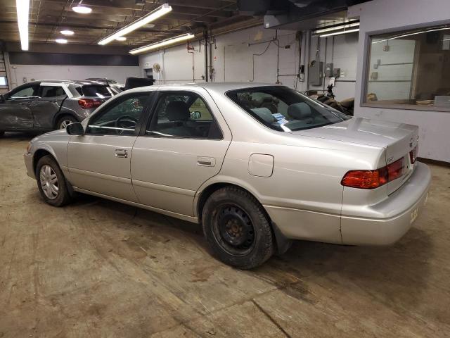 Изображение 2 2000 TOYOTA CAMRY CE 2000 с VIN 4T1BG22K1YU714976