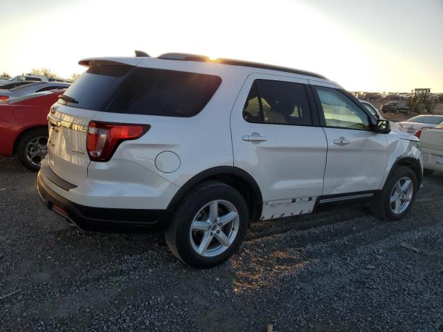 Image 3 of 2018 FORD EXPLORER XLT 2018 with VIN 1FM5K7DH3JGB89255