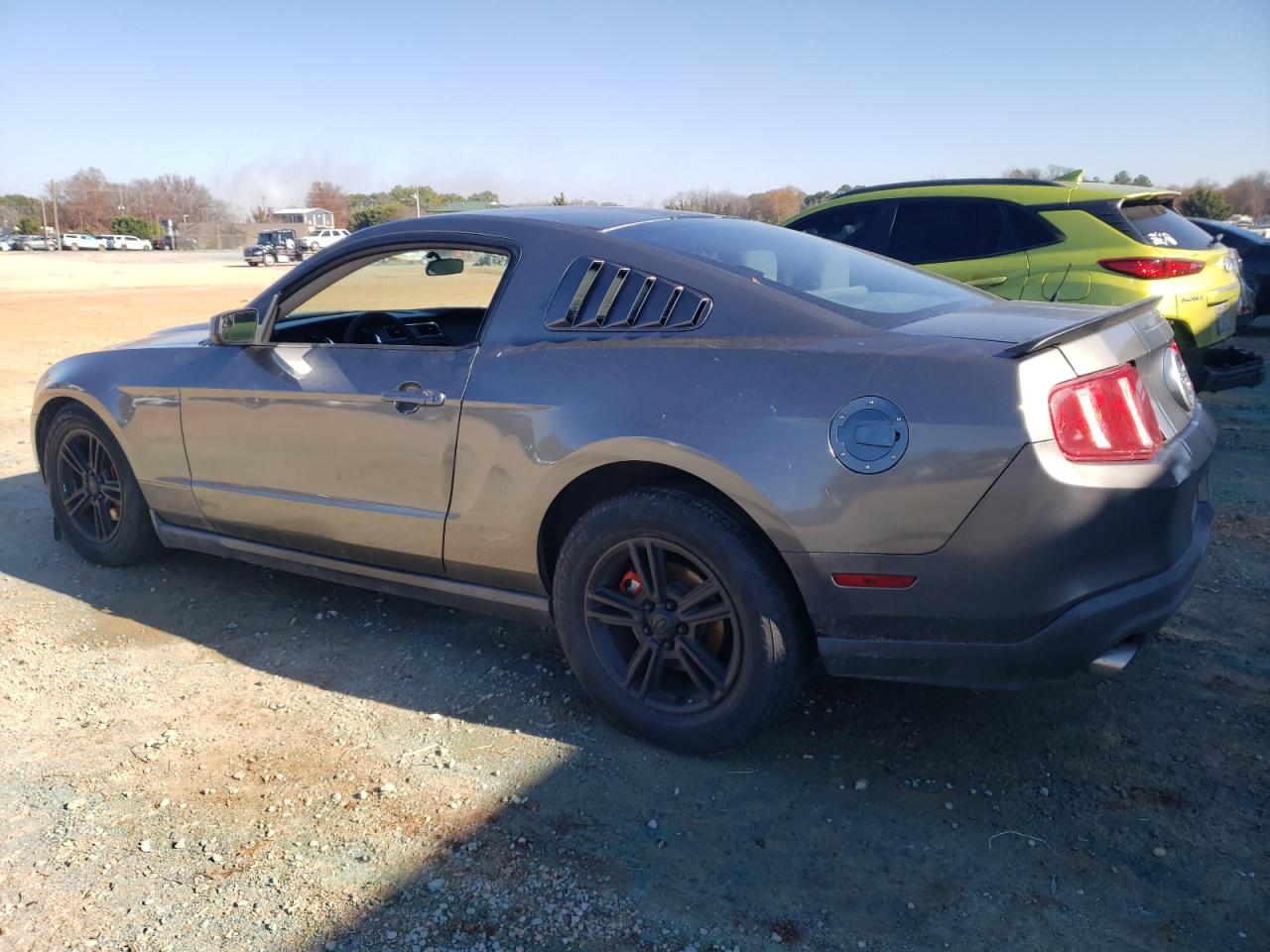 Image 2 of 2011 FORD MUSTANG  2011 with VIN 1ZVBP8AM2B5118848