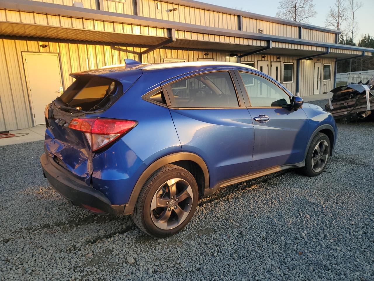 Image 3 of 2018 HONDA HR-V EXL 2018 with VIN 3CZRU5H77JM708619