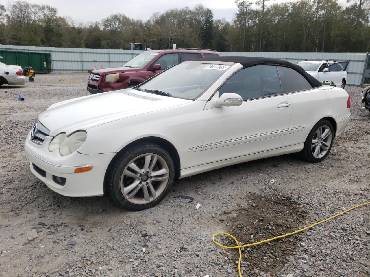 Image 1 of 2007 MERCEDES-BENZ CLK 350 2007 with VIN WDBTK56FX7F214421