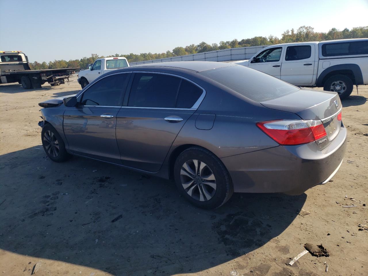 Изображение 2 2015 HONDA ACCORD LX 2015 с VIN 1HGCR2F33FA259179