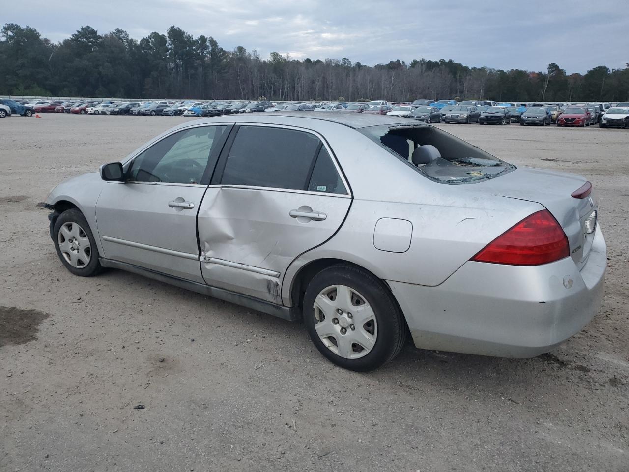 Image 2 of 2006 HONDA ACCORD LX 2006 with VIN 1HGCM56496A178132