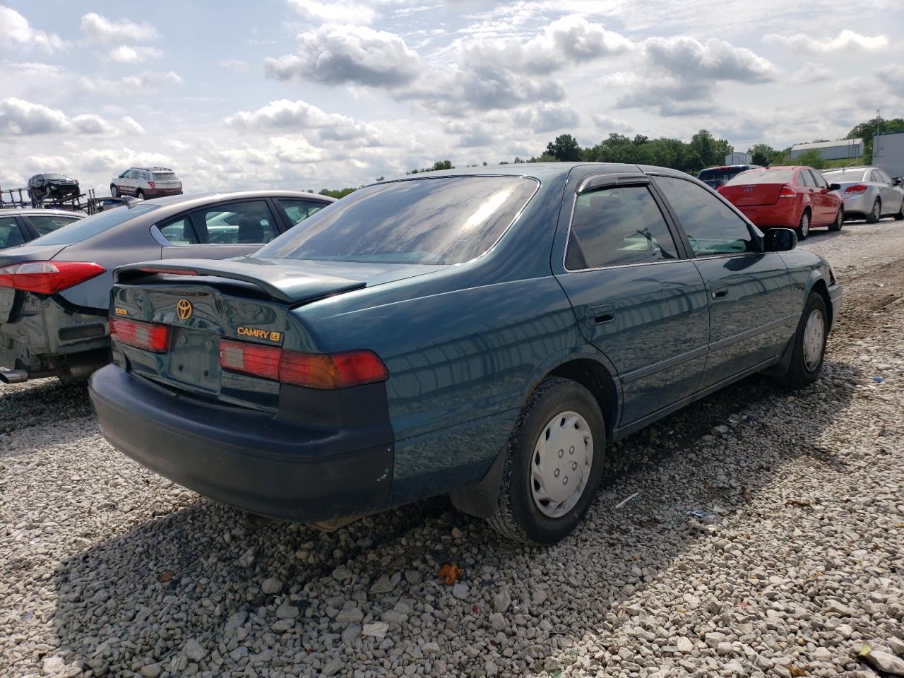 Image 3 of 1997 TOYOTA CAMRY CE 1997 with VIN 4T1BG22K5VU823615