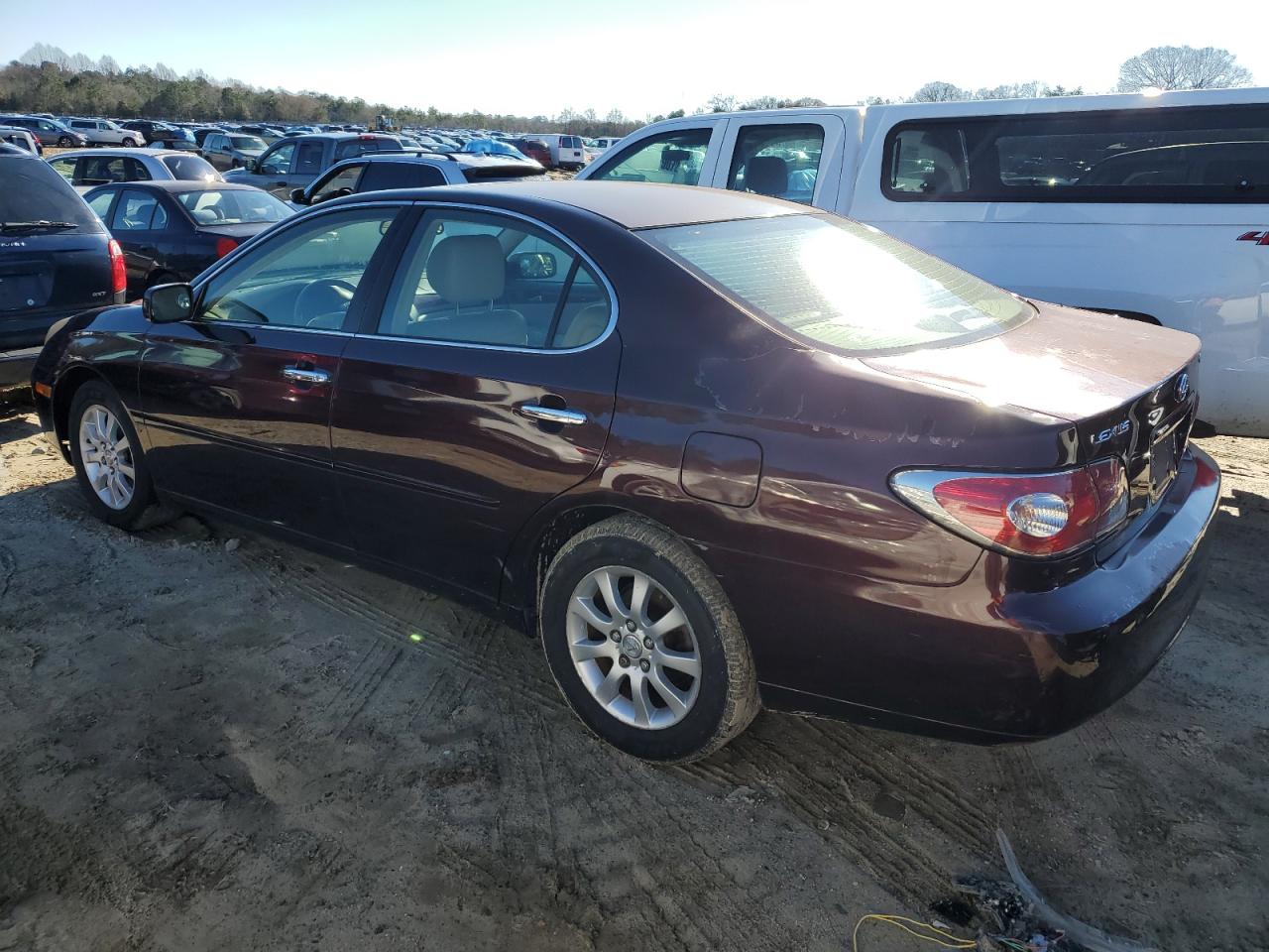 Image 2 of 2004 LEXUS ES 330 2004 with VIN JTHBA30G545028114