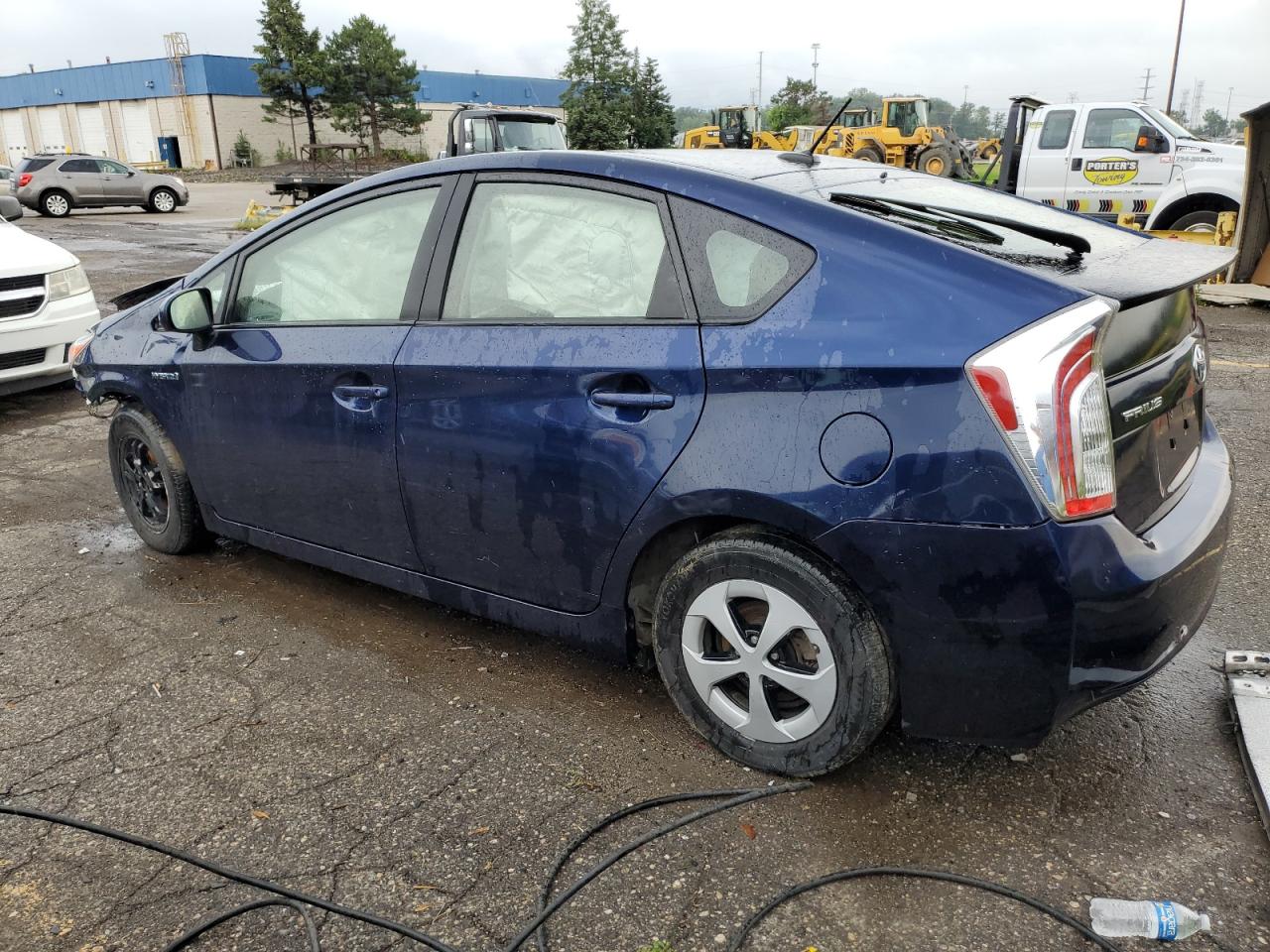 Image 2 of 2015 TOYOTA PRIUS  2015 with VIN JTDKN3DU6F1912482