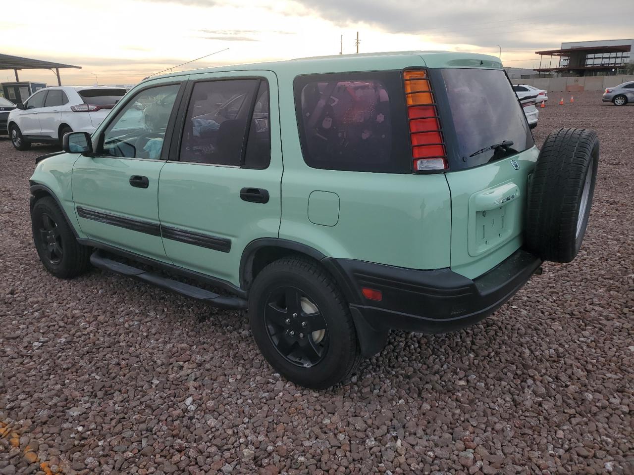 Image 2 of 2000 HONDA CR-V LX 2000 with VIN JHLRD2848YC015079