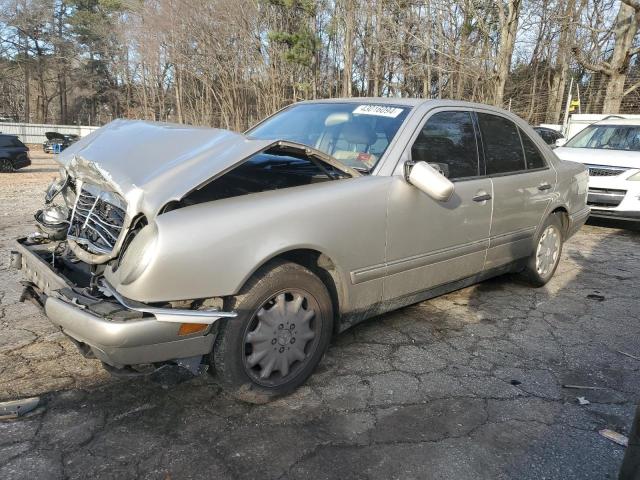 Obraz 1 z 1998 MERCEDES-BENZ E 300TD 1998 z VIN WDBJF25F3WA651068