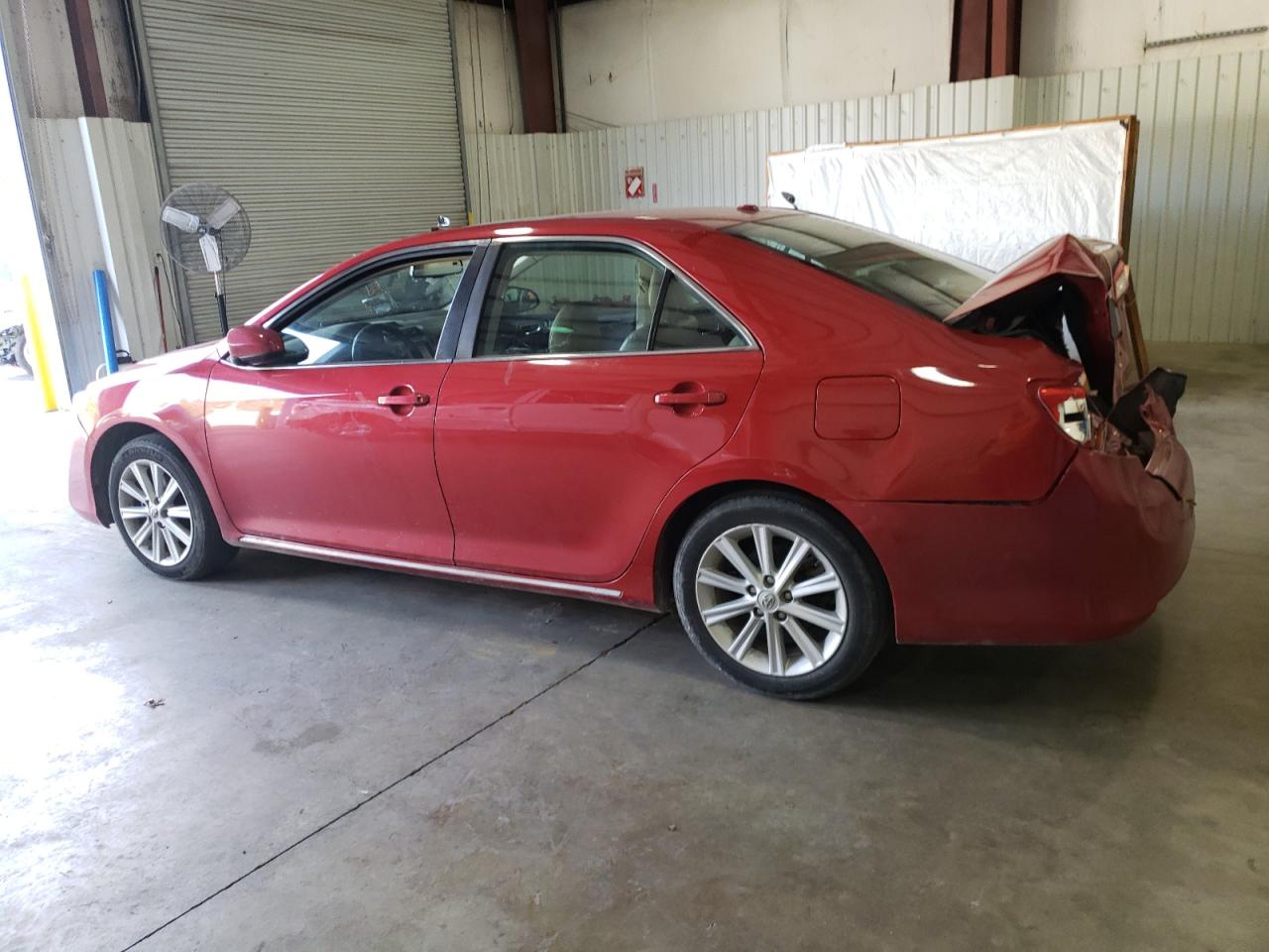 Изображение 2 2014 TOYOTA CAMRY L 2014 с VIN 4T4BF1FK2ER380191