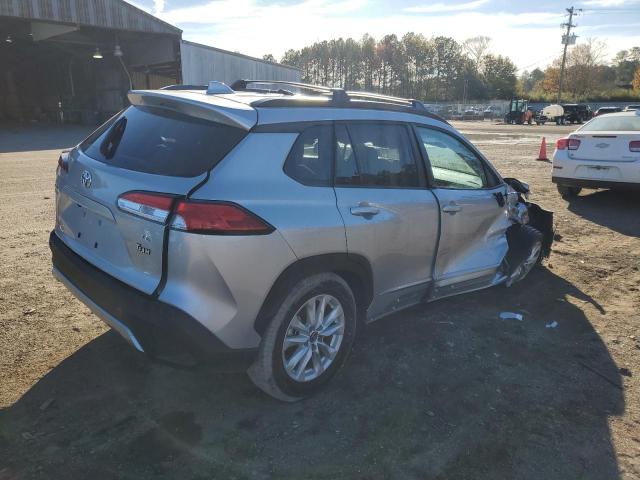 Image 3 of 2022 TOYOTA COROLLA CROSS LE 2022 with VIN 7MUCAAAGXNV014994