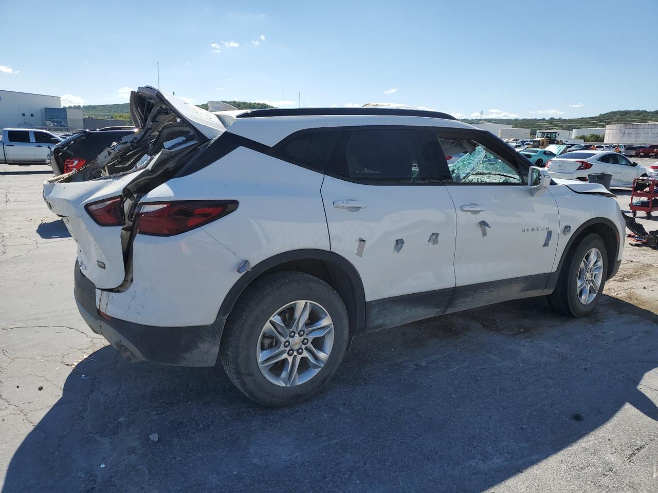 Image 3 of Chevrolet Blazer 3Lt 2019 with VIN 3GNKBDRS2KS693266