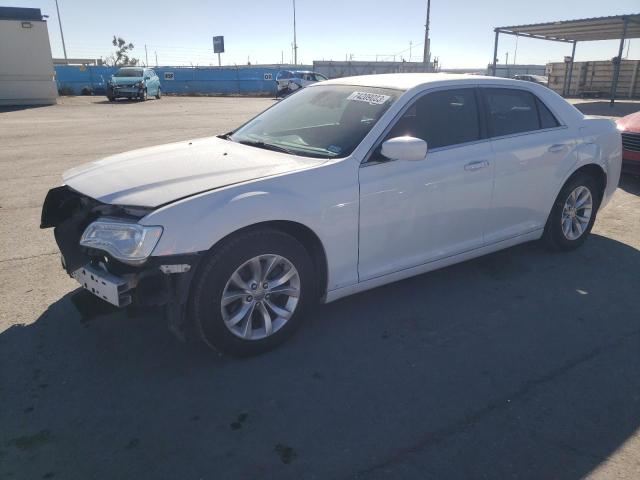 Obraz 1 z 2015 CHRYSLER 300 LIMITED 2015 z VIN 2C3CCAAGXFH785951