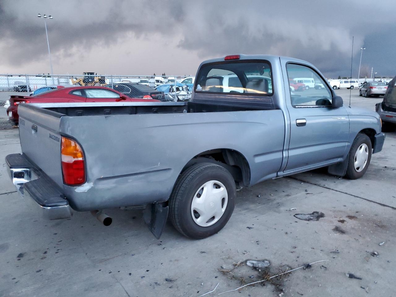 Image 3 of 1998 TOYOTA TACOMA  1998 with VIN 4TANL42N0WZ133127