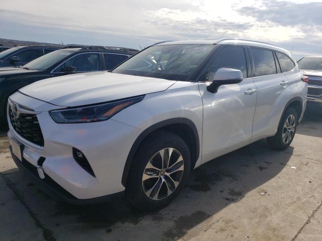 Изображение 2021 TOYOTA HIGHLANDER XLE 2021