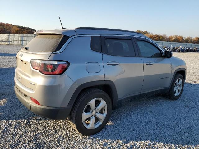 Image 3 of 2017 JEEP COMPASS LATITUDE 2017 with VIN 3C4NJCBBXHT669085
