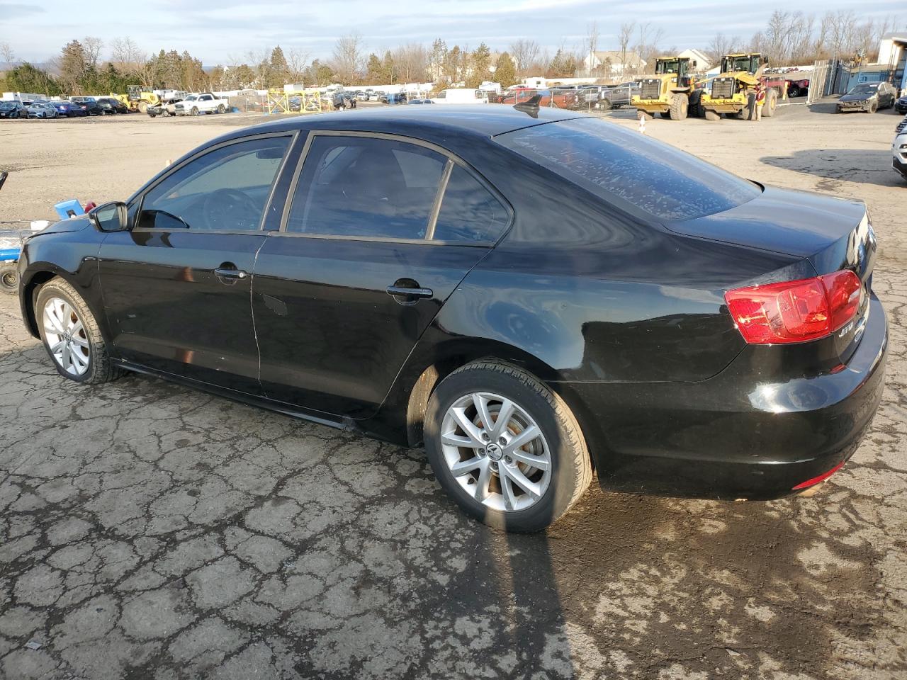 Image 2 of 2011 VOLKSWAGEN JETTA SE 2011 with VIN 3VWDZ7AJ4BM305053