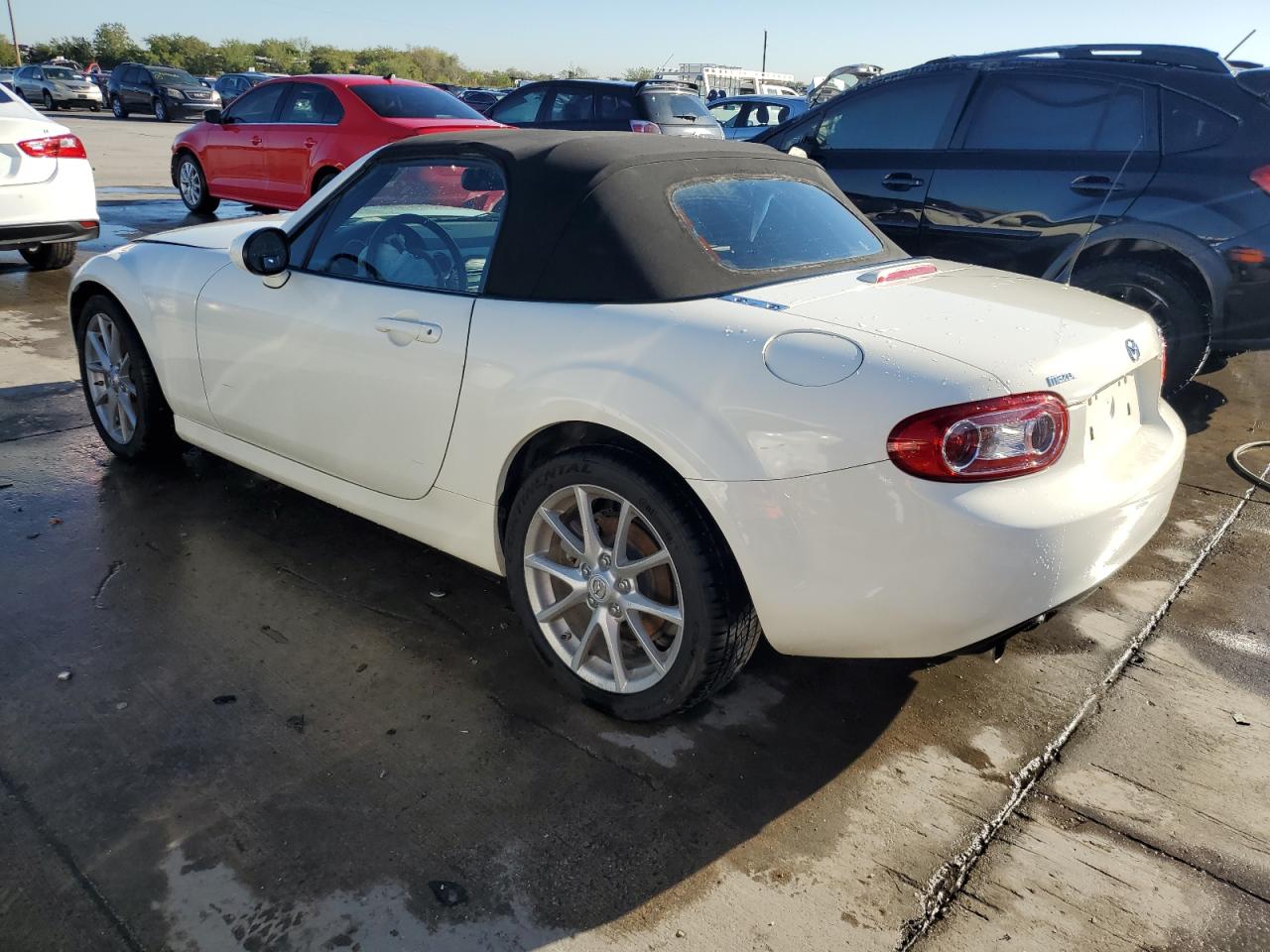 Image 2 of 2009 MAZDA MX-5 MIATA  2009 with VIN JM1NC25F190202266