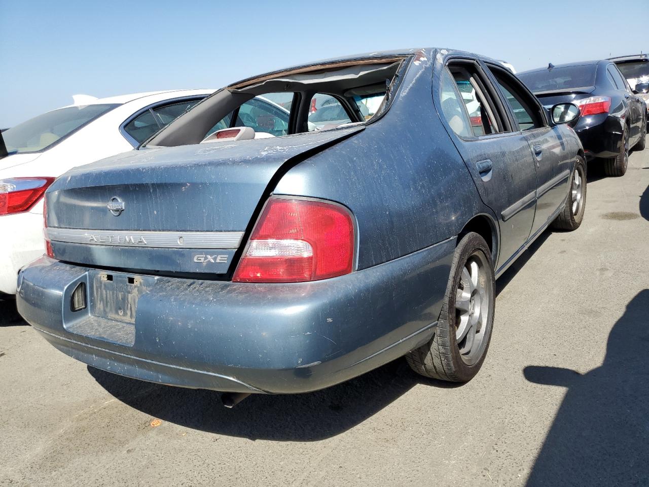 Image 3 of 2001 NISSAN ALTIMA XE 2001 with VIN 1N4DL01D01C151324