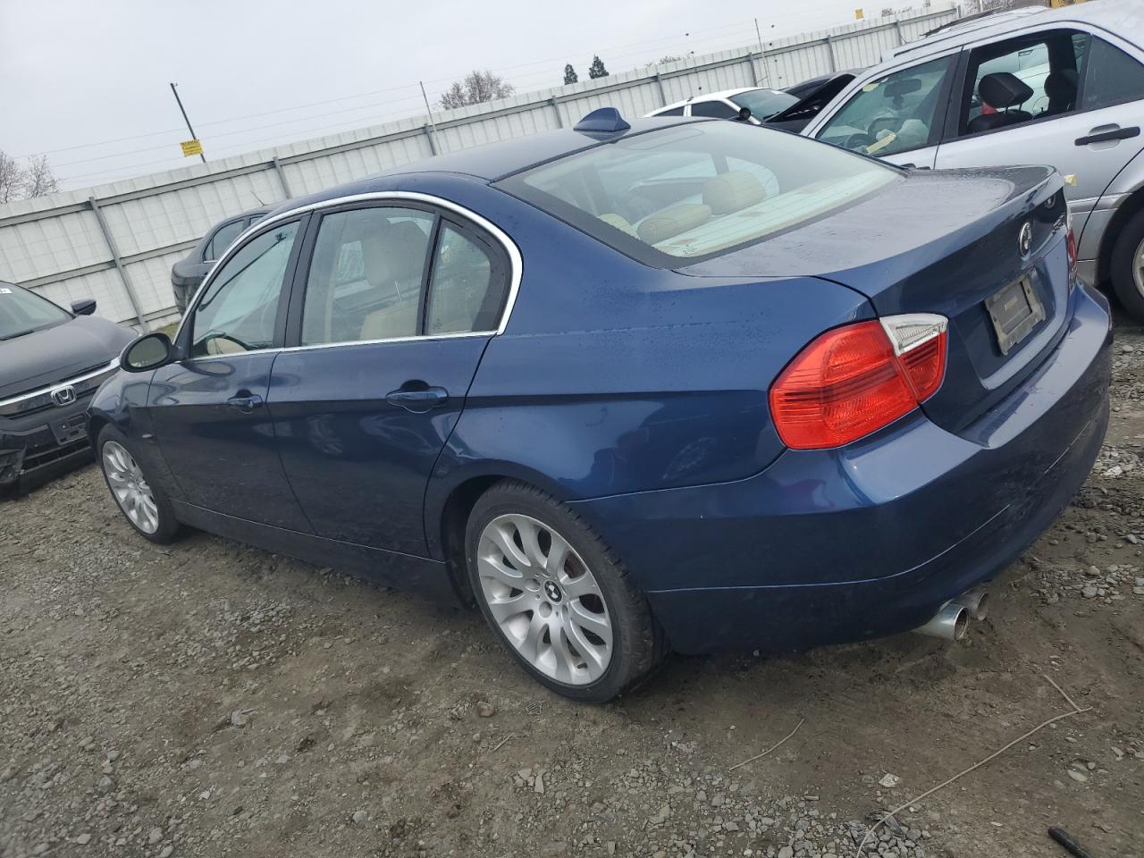 Image 2 of 2006 BMW 330 I 2006 with VIN WBAVB33536PS15376